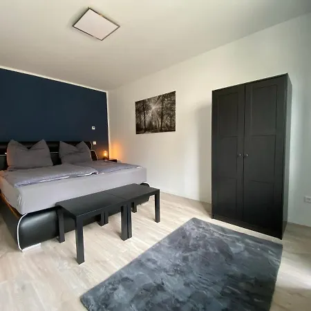 Haus Am Brunnen 2 アパート