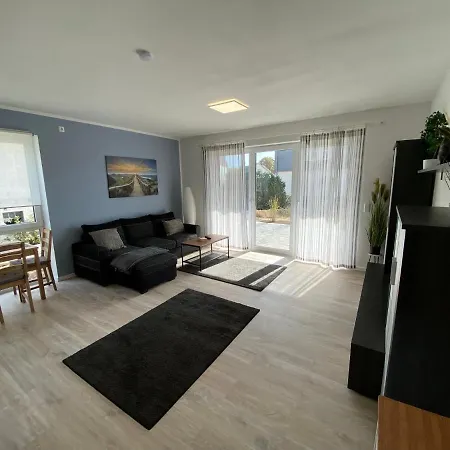 Haus Am Brunnen 2 アパート *